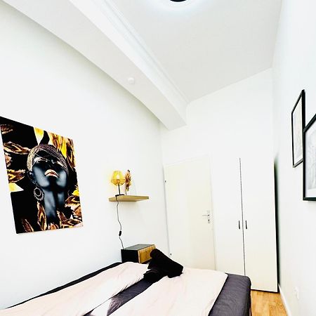 Comfy Rooms In A Shared Apt, 8Min To Rathausplatz Vienna Exterior photo