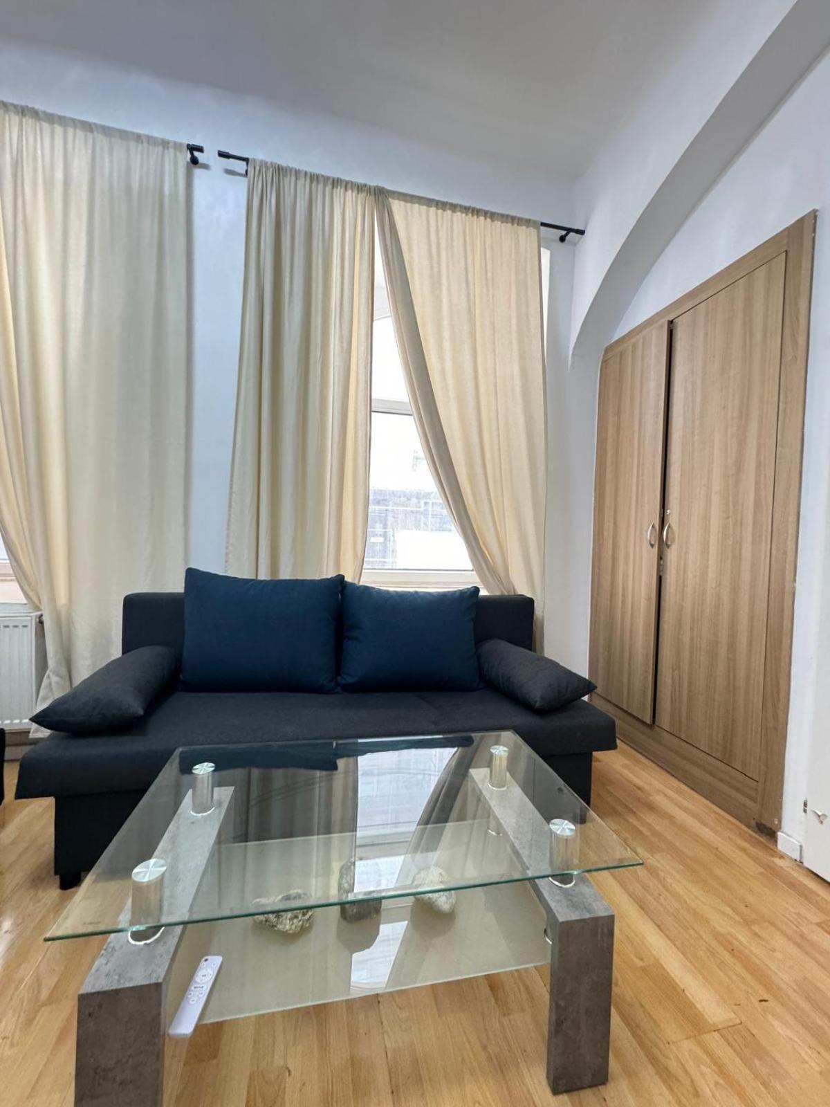 Comfy Rooms In A Shared Apt, 8Min To Rathausplatz Vienna Exterior photo
