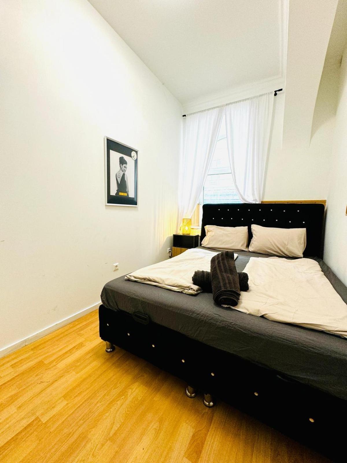 Comfy Rooms In A Shared Apt, 8Min To Rathausplatz Vienna Exterior photo