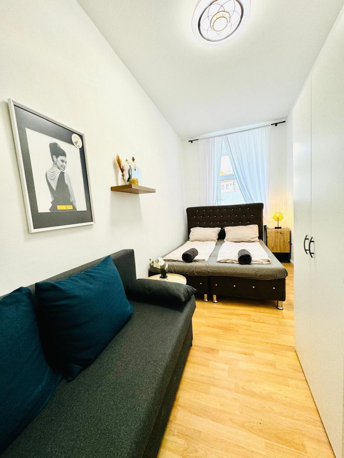 Comfy Rooms In A Shared Apt, 8Min To Rathausplatz Vienna Exterior photo