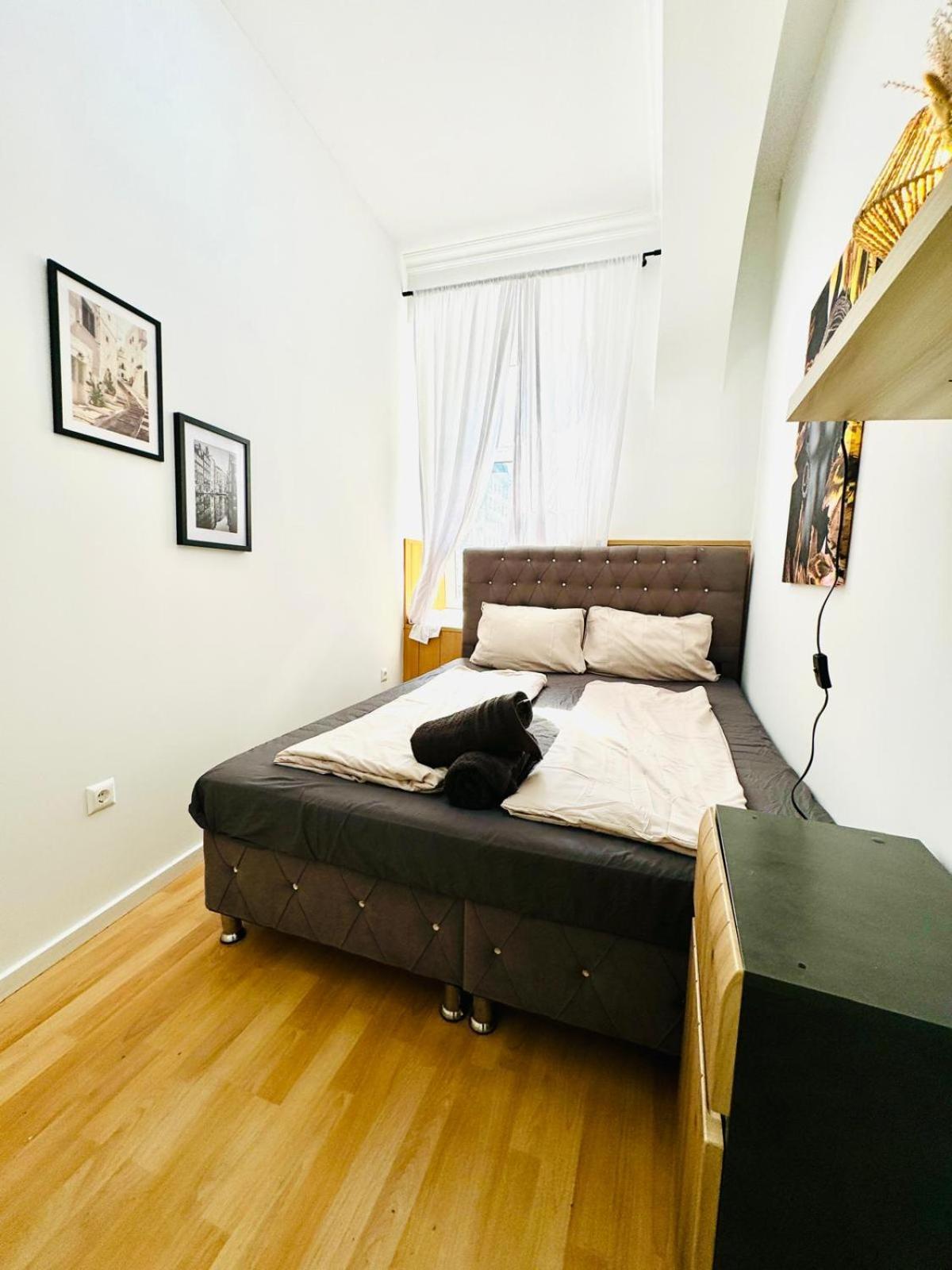 Comfy Rooms In A Shared Apt, 8Min To Rathausplatz Vienna Exterior photo