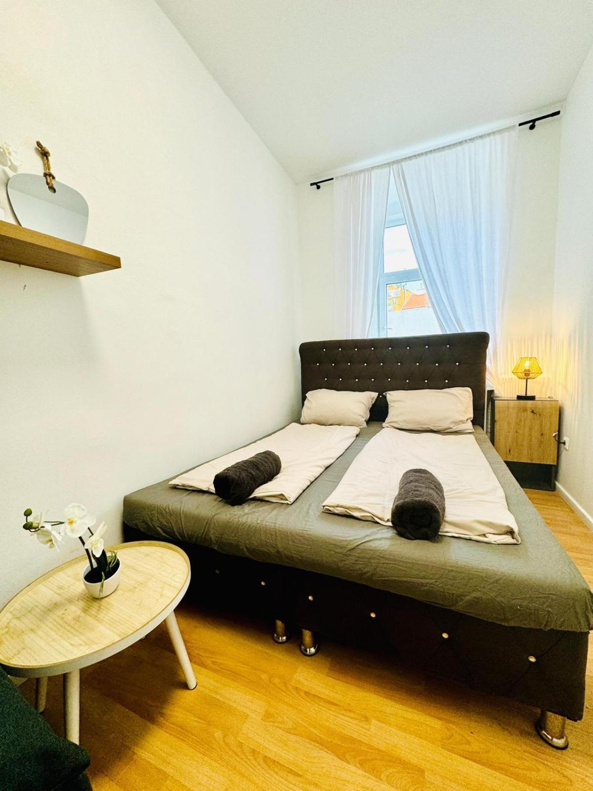 Comfy Rooms In A Shared Apt, 8Min To Rathausplatz Vienna Exterior photo