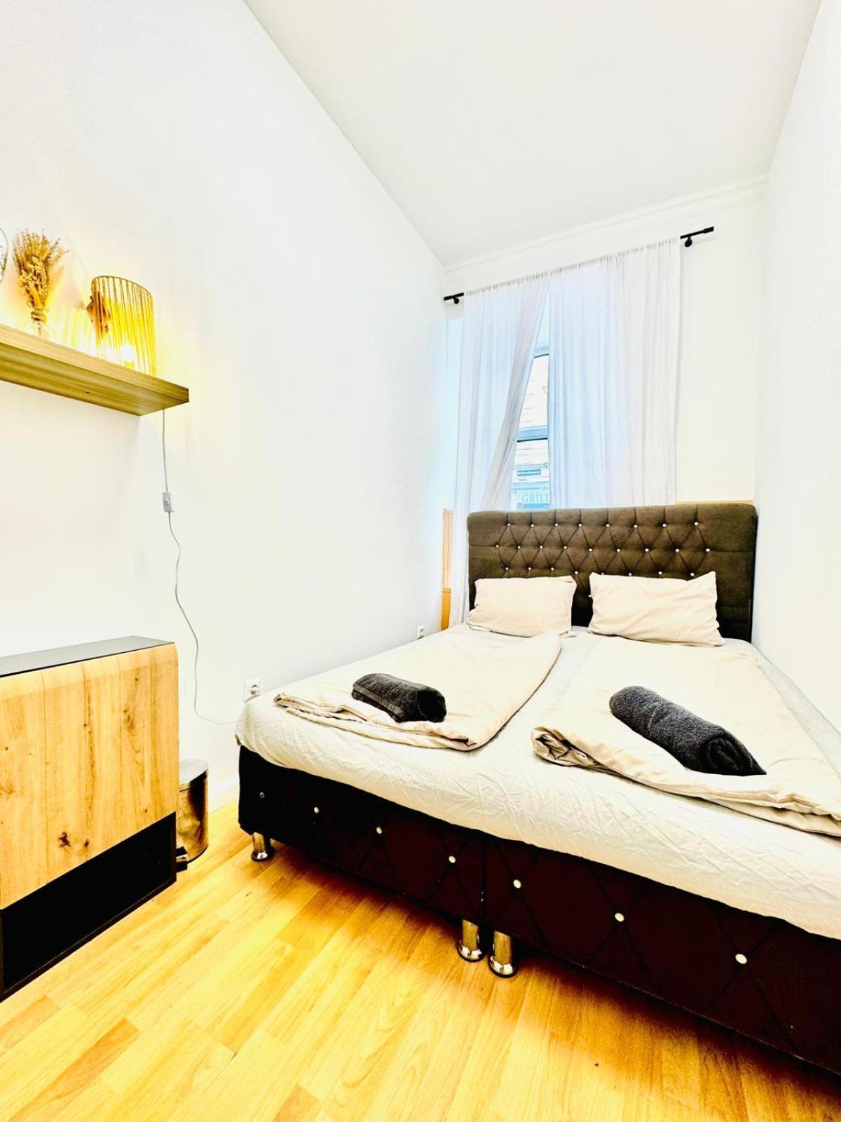 Comfy Rooms In A Shared Apt, 8Min To Rathausplatz Vienna Exterior photo
