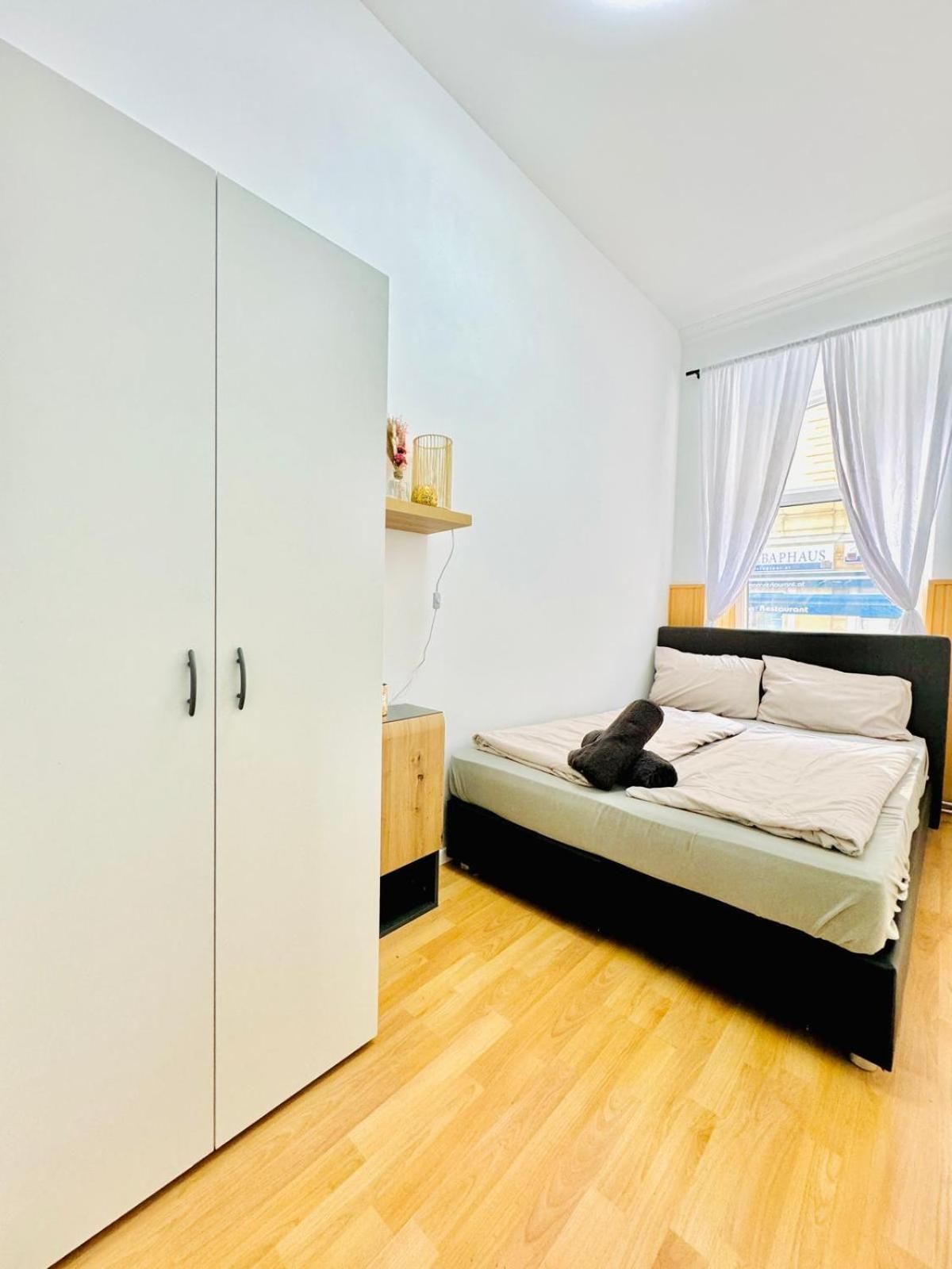 Comfy Rooms In A Shared Apt, 8Min To Rathausplatz Vienna Exterior photo