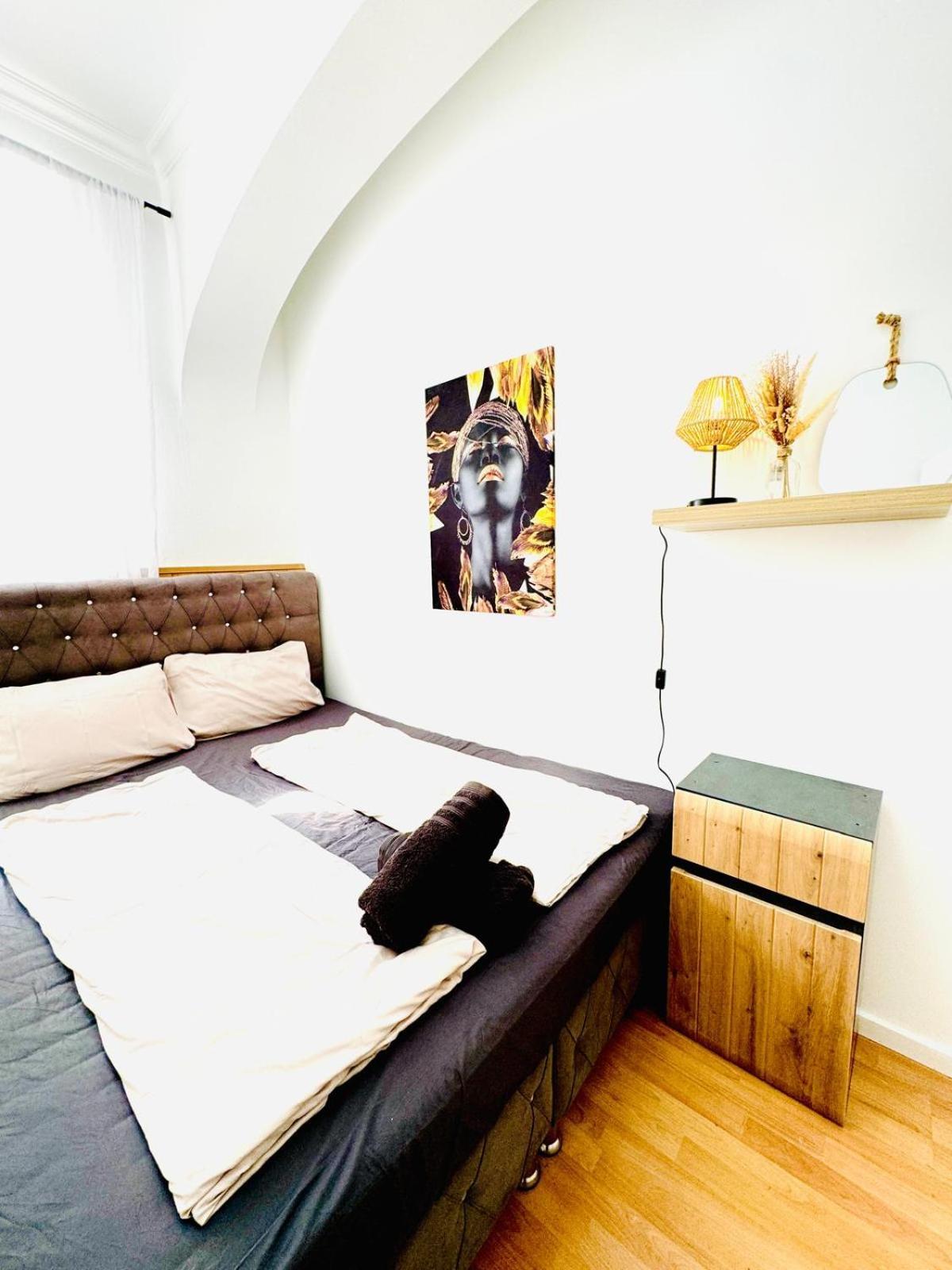 Comfy Rooms In A Shared Apt, 8Min To Rathausplatz Vienna Exterior photo