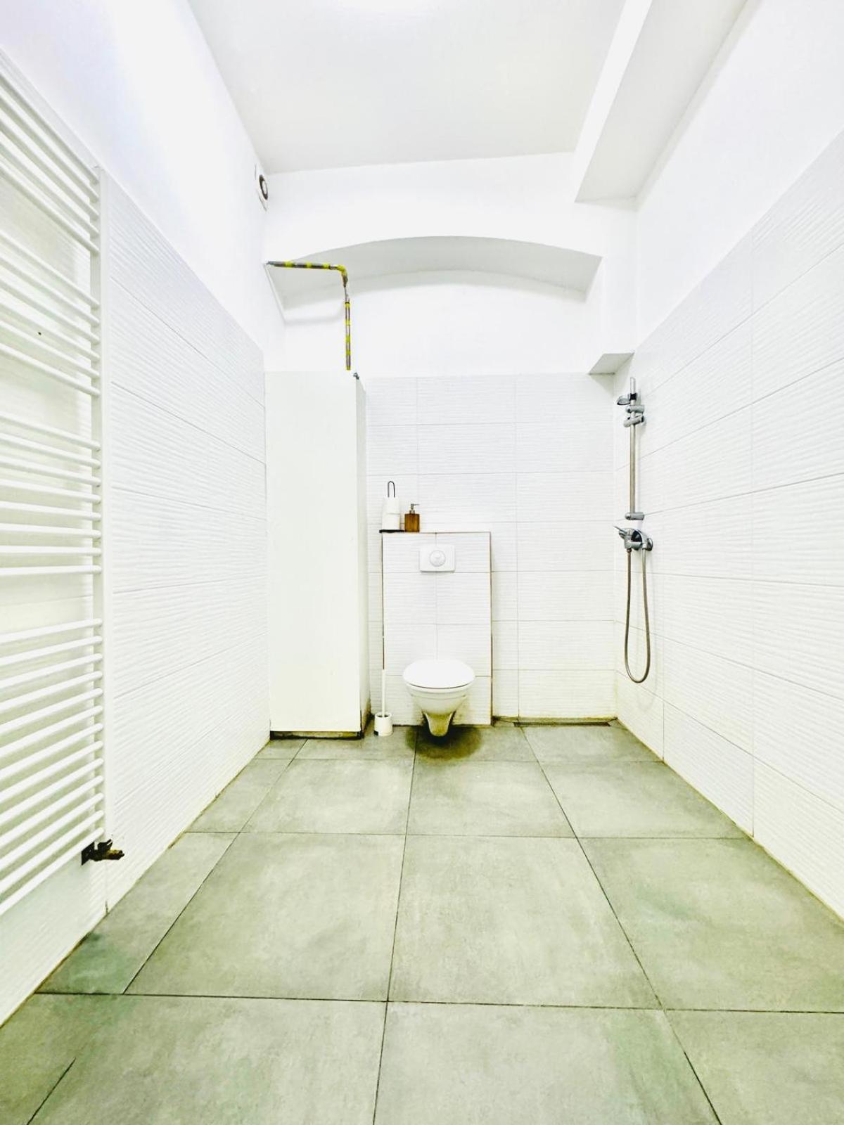 Comfy Rooms In A Shared Apt, 8Min To Rathausplatz Vienna Exterior photo