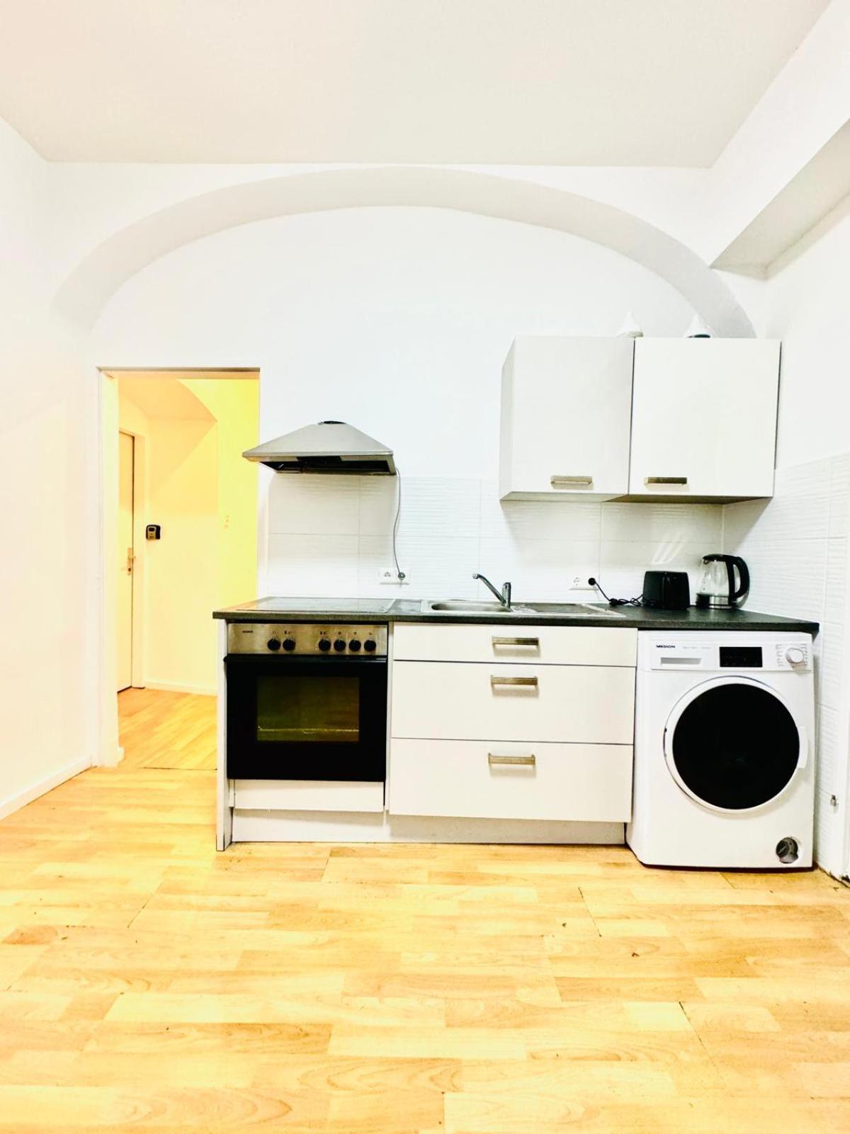 Comfy Rooms In A Shared Apt, 8Min To Rathausplatz Vienna Exterior photo